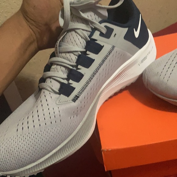 Cowboy Nike shoes - Picture 4 of 4